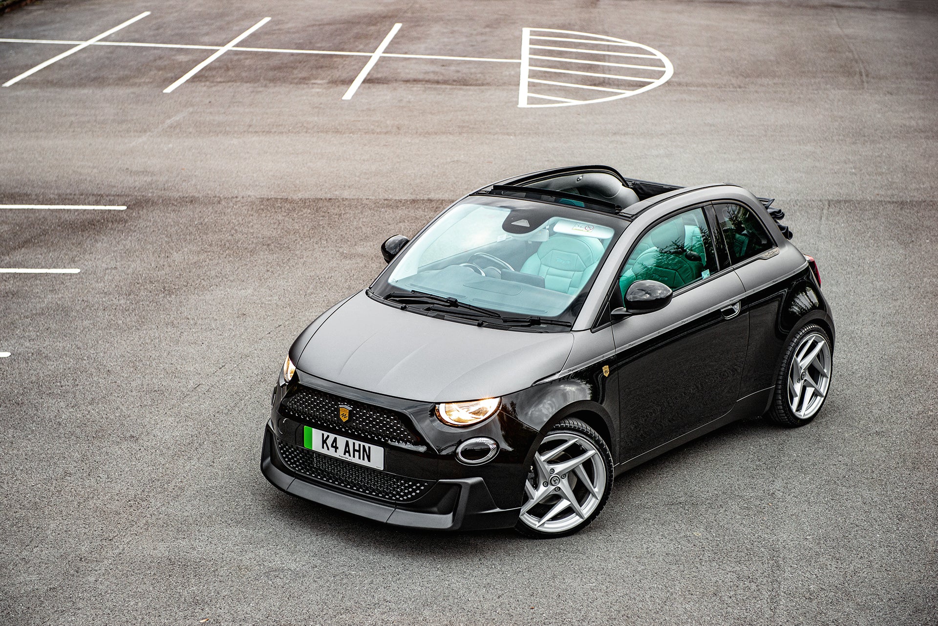 KAHN®️ Designio Body Kit Fiat 500e PartsworldUK