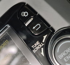 Head Unit / Radio - 500L