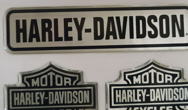 Harley-Davidson® Bar & Shield Domed Decal Kit