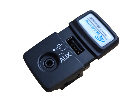 Blue&Me & Aux in Socket 500 (Early versions)