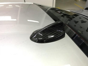 Koshi Carbon Fibre Antenna Cover - Giulia / Stelvio